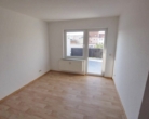 Wohnzimmer - Schöne 3-Raumwohnung mit südseitigem Balkon !