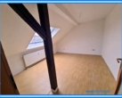 Wohnzimmer - Außergewöhnliche 2-Raumwohnung mit Dusche und Wanne in Köthen/Anhalt