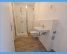 hochwertiges Bad mit Dusche - Moderne 2-Raumwohnung in Köthen