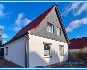Freistehendes Einfamilienhaus bei Helbra sucht neue Bewohner - freistehendes EFH in Ahlsdorf (366439)