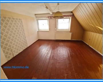 Freistehendes Einfamilienhaus in Ahlsdorf bei Helbra sucht neue Bewohner - DG Schlafzimmer (395751)