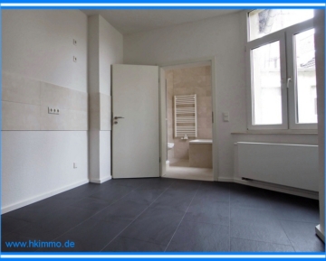 3-Raum-Wohnung in Köthen – Bad mit Dusche und Wanne - Küche (403152)