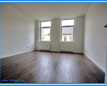 3-Raum-Wohnung in Köthen – Bad mit Dusche und Wanne - Schlafzimmer (403154)