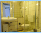 3-Zimmer Wohnung im DG in der Innenstadt von Köthen ! - Bad mit Dusche